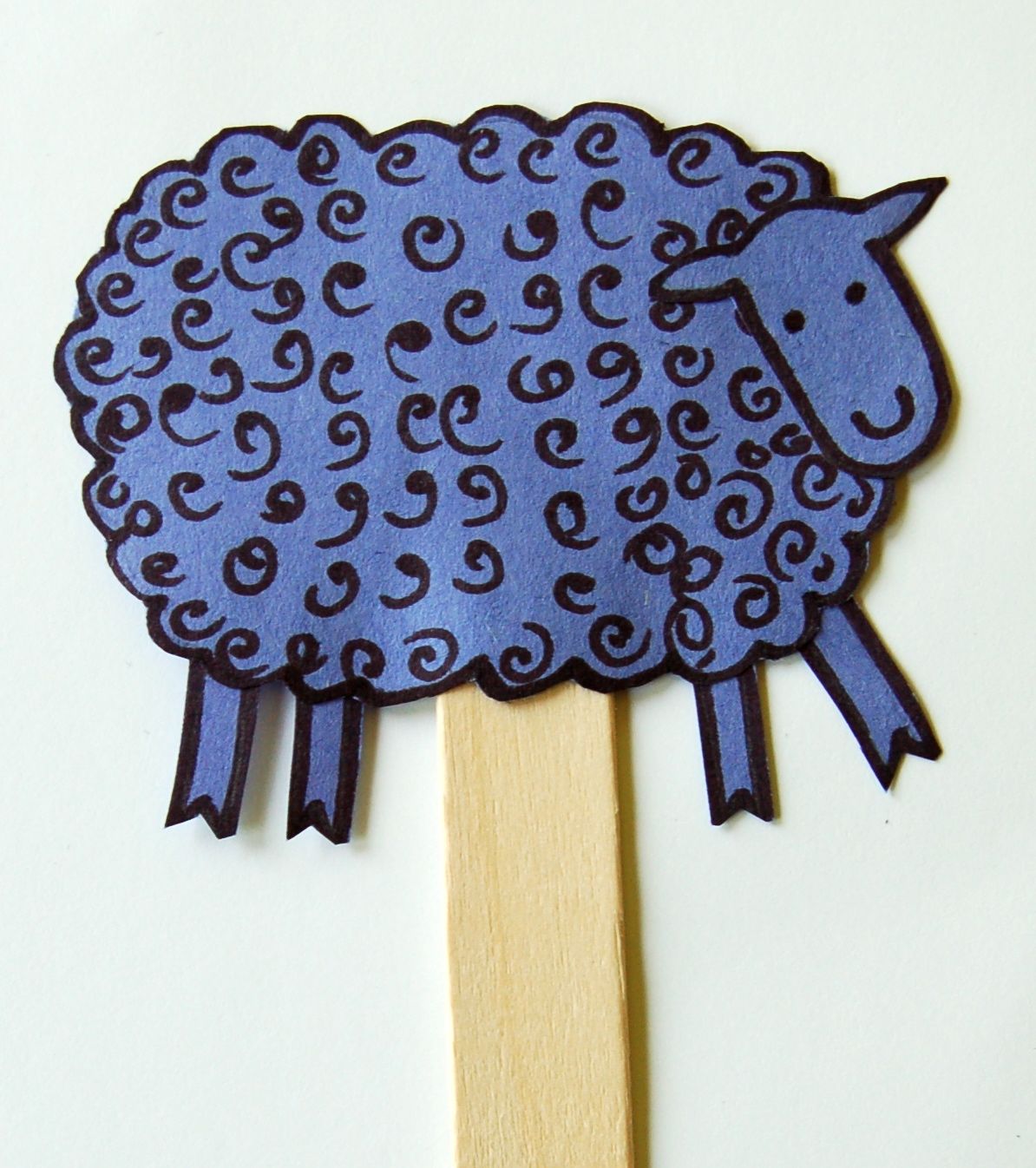 Make Fun Sheep Puppets Bookworm Bear